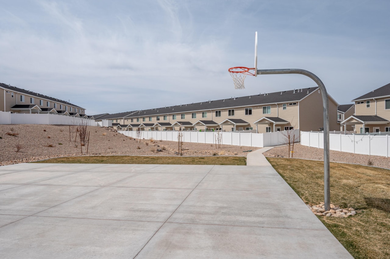 234 E 3025  N Cedar City, UT 84721 home for sale, MLS#25-265897 - Erika Rogers Photo 46