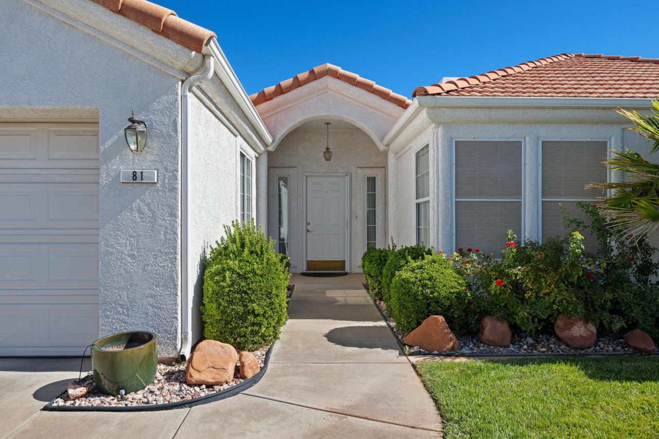 39 N Valley View DR #81 St George, UT 84770 home for sale, MLS#25-265735 - Erika Rogers Photo 5