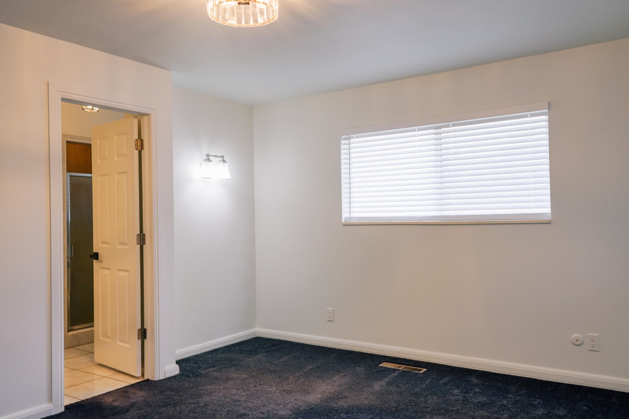 722 Staheli DR Washington, UT 84780 home for sale, MLS#25-257687 - Erika Rogers Photo 14