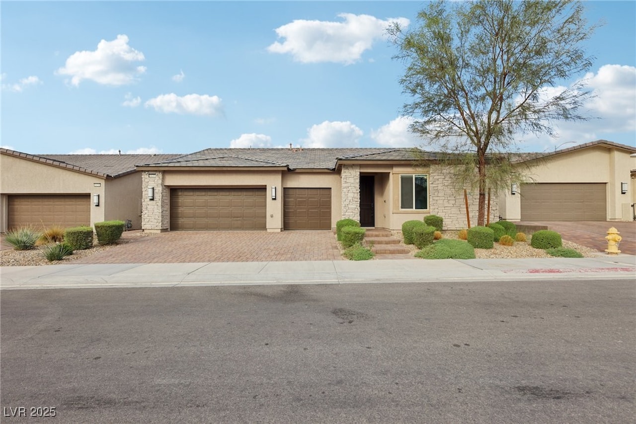 6635 Windy Palm St North Las Vegas, NV 89086 MLS 2726283