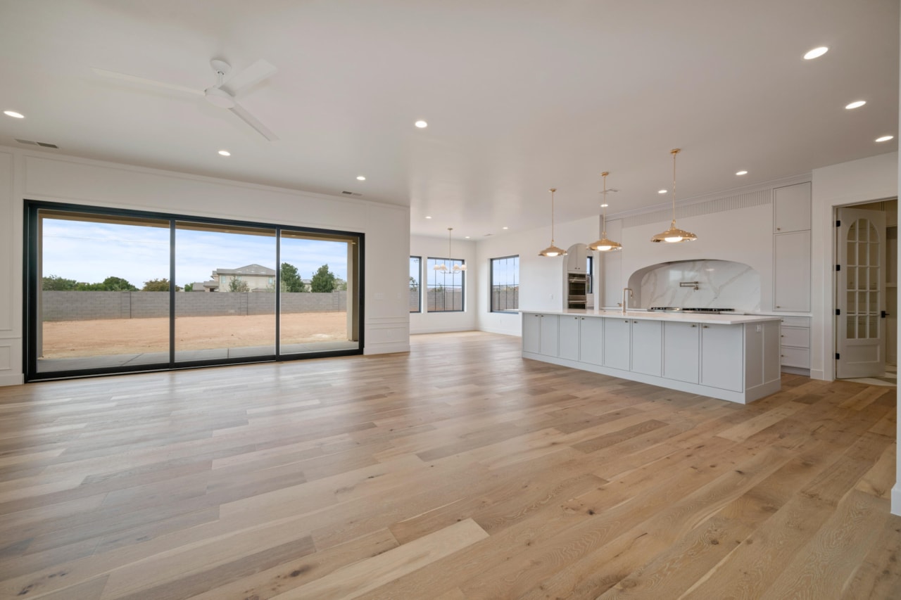 2784 S Farmland Drive Washington, UT 84780 home for sale, MLS#25-262607 - Erika Rogers Photo 13