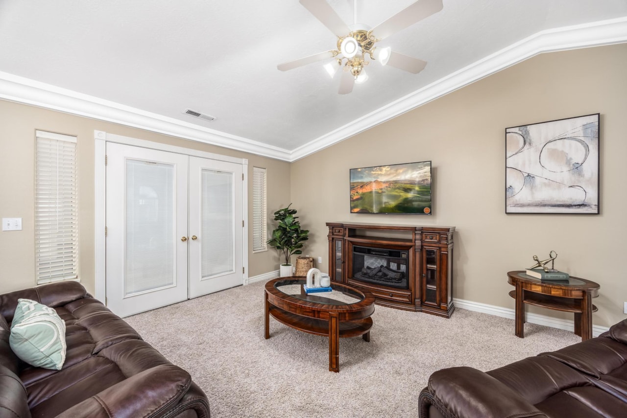 805 S River Road #22 St George, UT 84790 home for sale, MLS#25-265931 - Erika Rogers Photo 13