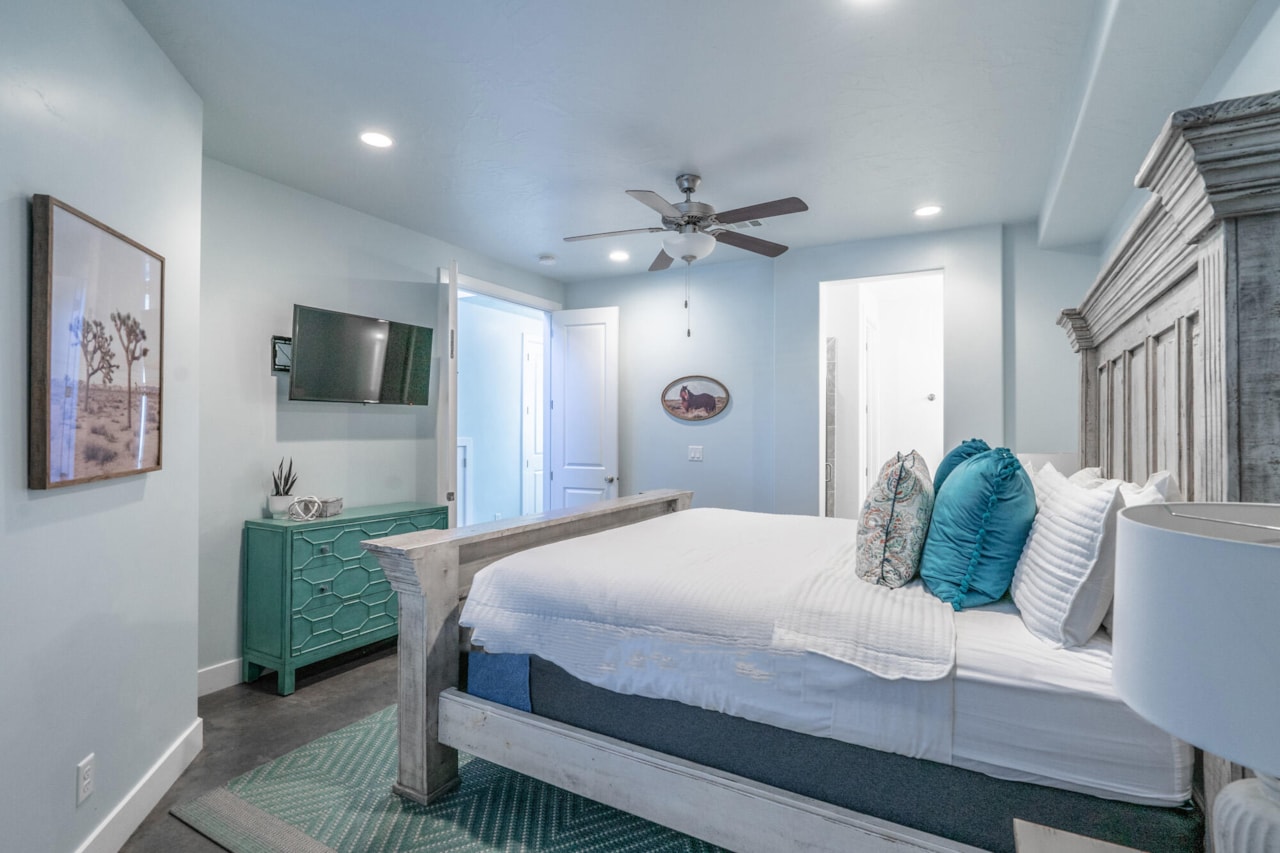 1671 W Caledonia Dunes DR St George, UT 84770 home for sale, MLS#25-265940 - Erika Rogers Photo 11