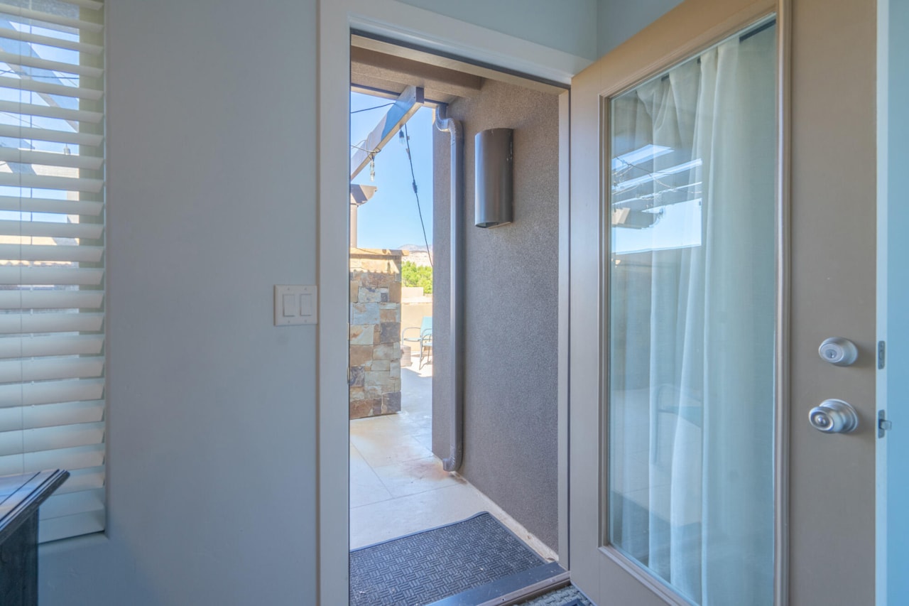 1671 W Caledonia Dunes DR St George, UT 84770 home for sale, MLS#25-265940 - Erika Rogers Photo 45