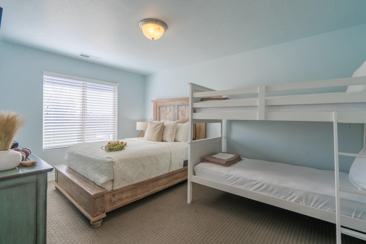 1671 W Caledonia Dunes DR St George, UT 84770 home for sale, MLS#25-265940 - Erika Rogers Photo 60