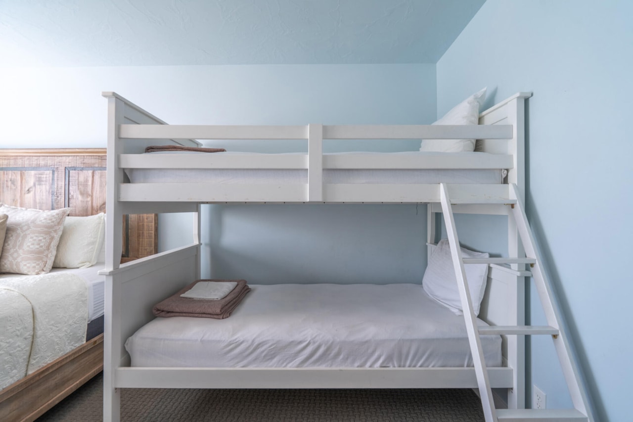 1671 W Caledonia Dunes DR St George, UT 84770 home for sale, MLS#25-265940 - Erika Rogers Photo 63