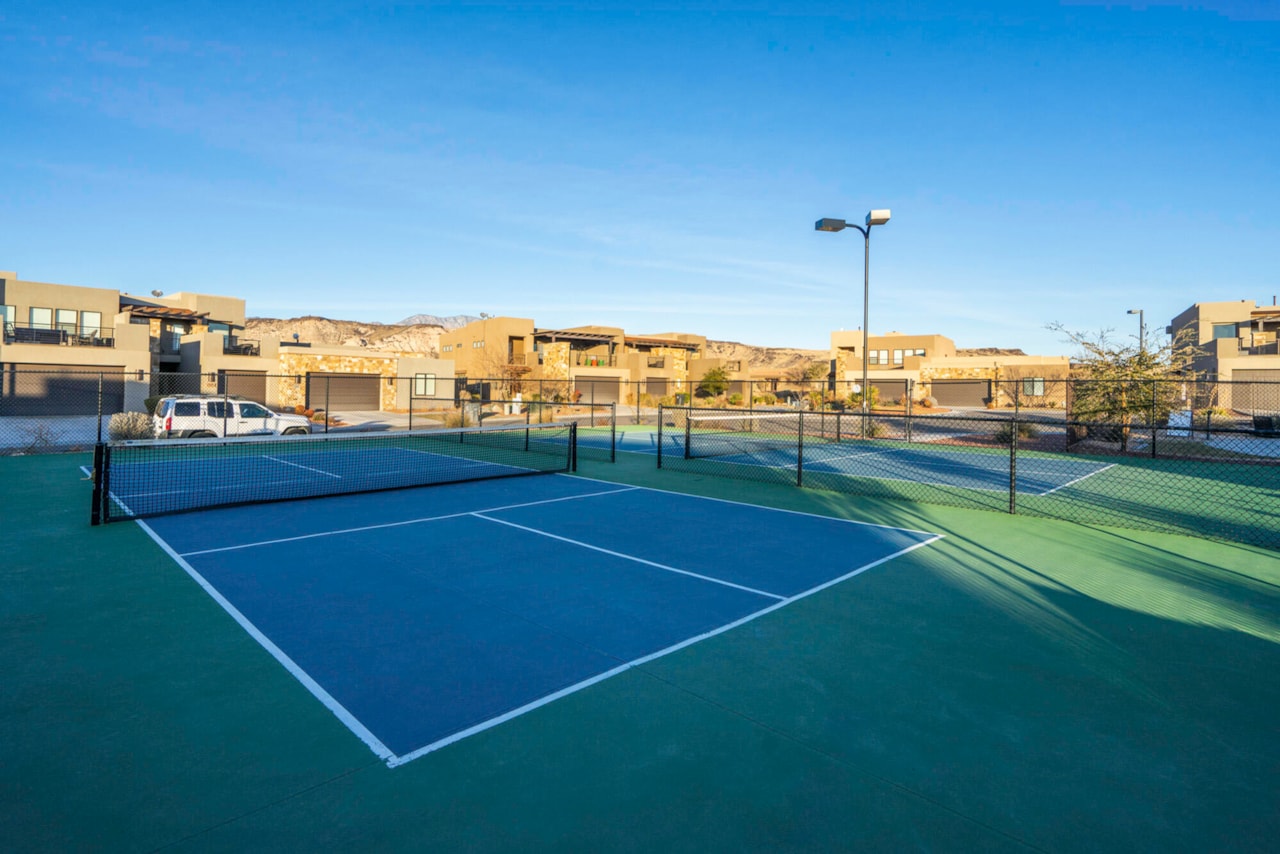 1671 W Caledonia Dunes DR St George, UT 84770 home for sale, MLS#25-265940 - Erika Rogers Photo 85