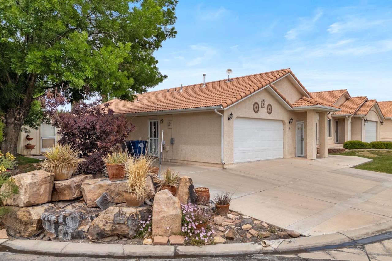 504 E Telegraph ST #14 Washington, UT 84780 home for sale, MLS#25-265949 - Erika Rogers Photo 53