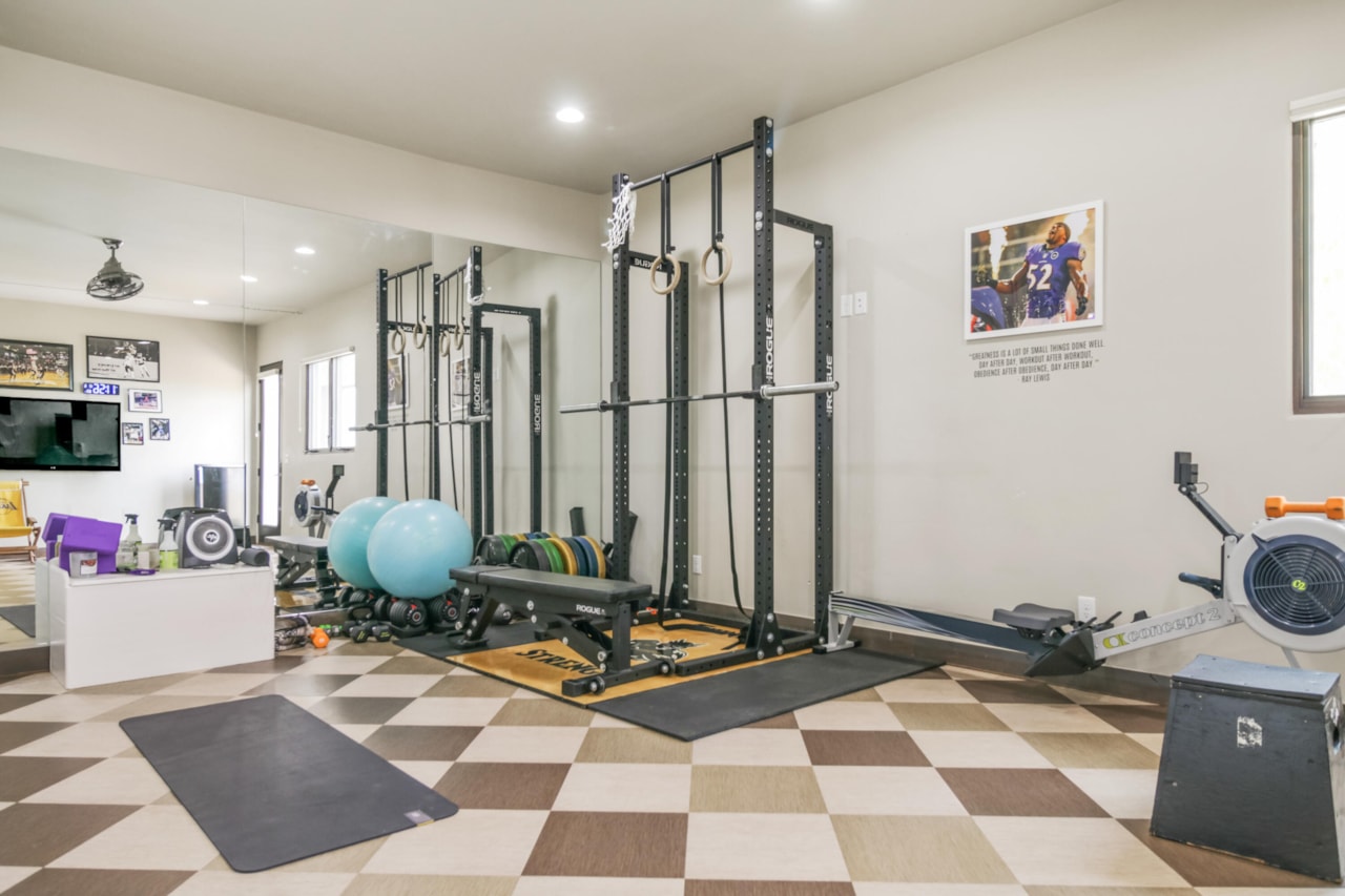 2040 S Pinnacle CIR St George, UT 84790 home for sale, MLS#25-259834 - Erika Rogers Photo 63