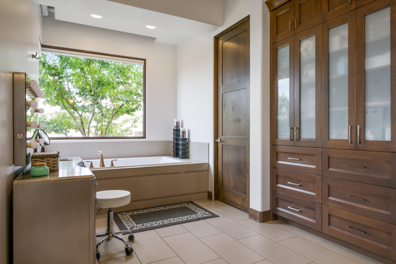 2040 S Pinnacle CIR St George, UT 84790 home for sale, MLS#25-259834 - Erika Rogers Photo 39