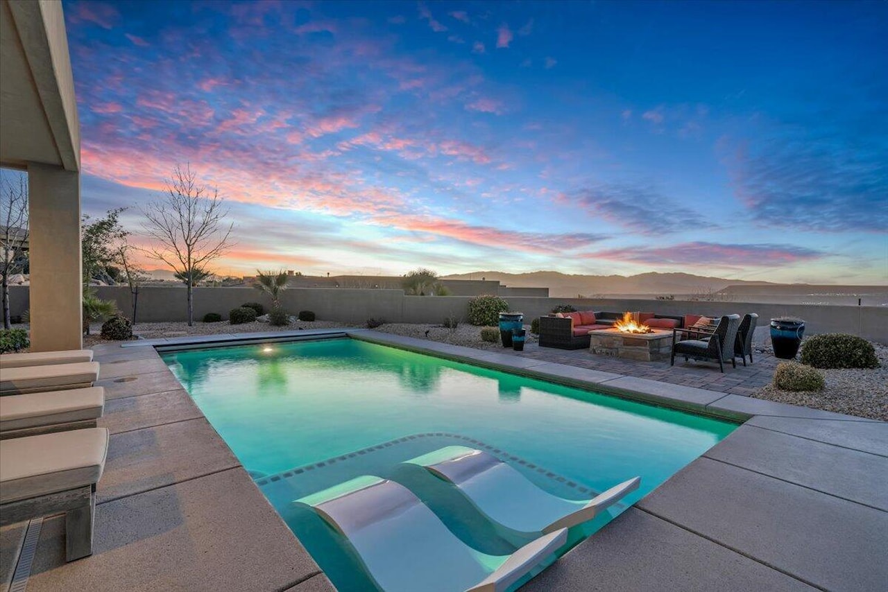 2040 S Pinnacle CIR St George, UT 84790 home for sale, MLS#25-259834 - Erika Rogers Photo 49