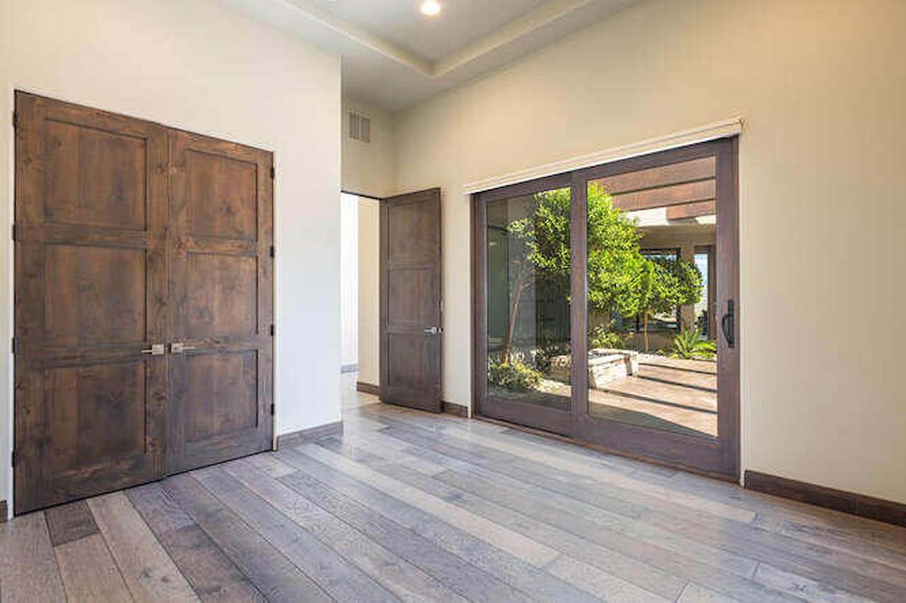 2040 S Pinnacle CIR St George, UT 84790 home for sale, MLS#25-259834 - Erika Rogers Photo 55