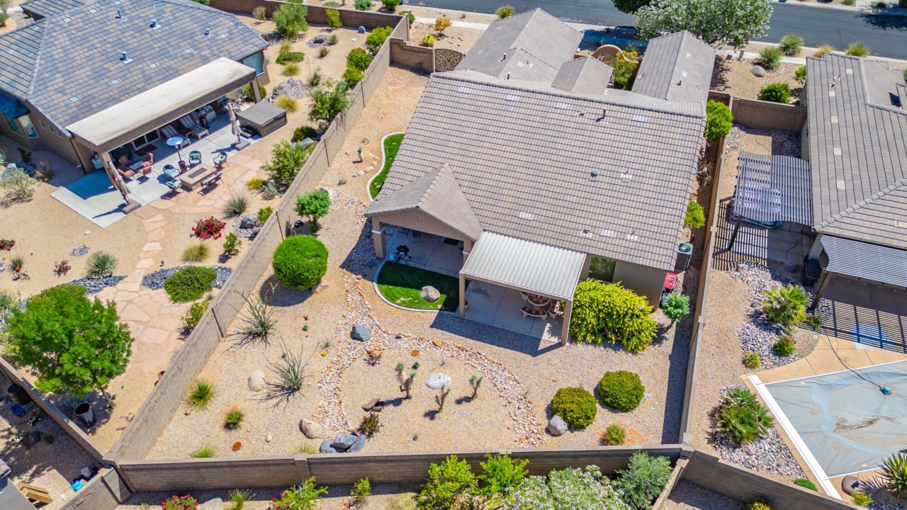 1007 N Mountainside Ave Washington, UT 84780 home for sale, MLS#25-265988 - Erika Rogers Photo 5