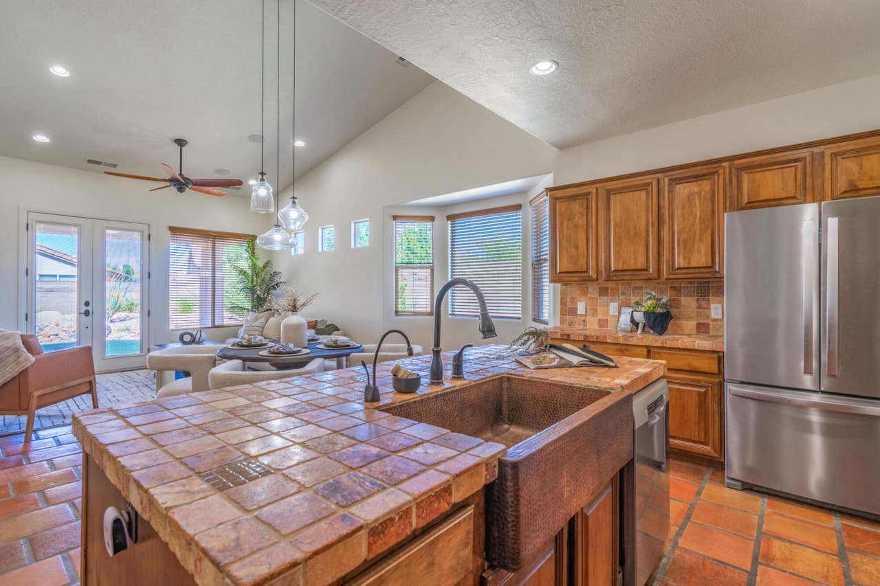 1007 N Mountainside Ave Washington, UT 84780 home for sale, MLS#25-265988 - Erika Rogers Photo 23