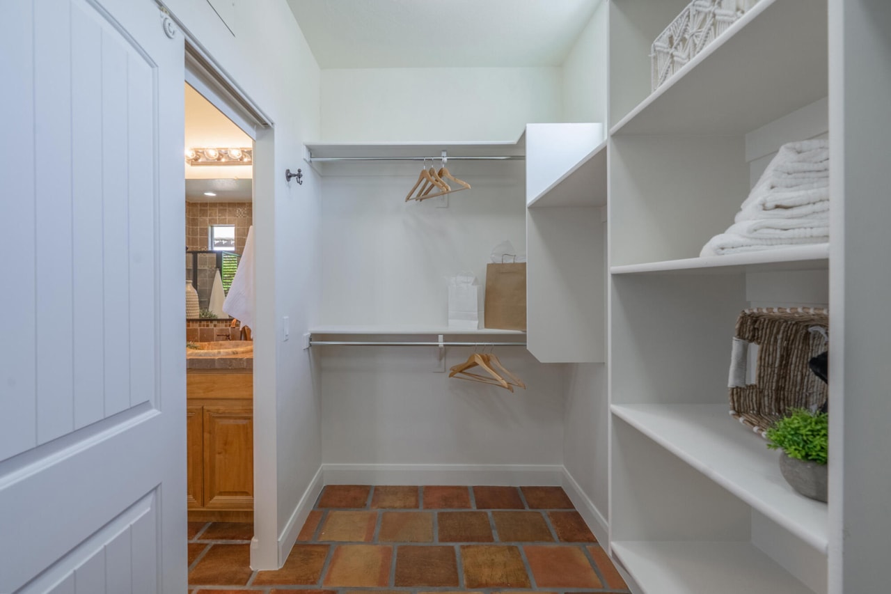 1007 N Mountainside Ave Washington, UT 84780 home for sale, MLS#25-265988 - Erika Rogers Photo 37