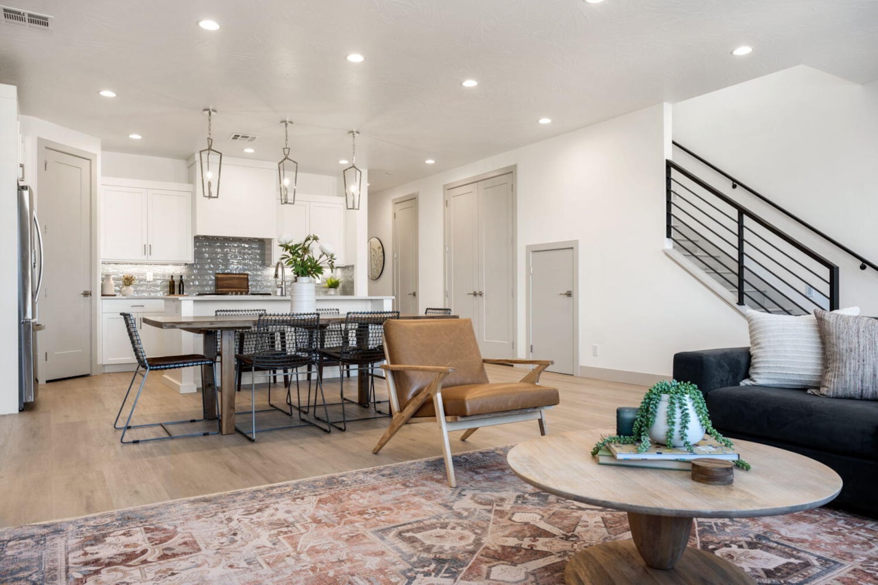 5416 S Aquamarine LN St George, UT 84790 home for sale, MLS#25-265995 - Erika Rogers Photo 10