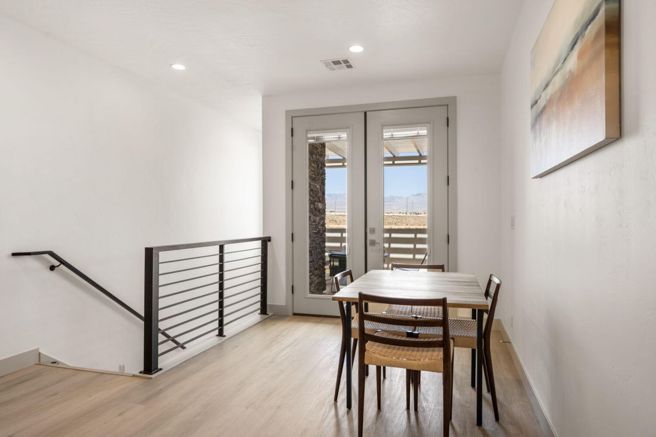 5416 S Aquamarine LN St George, UT 84790 home for sale, MLS#25-265995 - Erika Rogers Photo 23