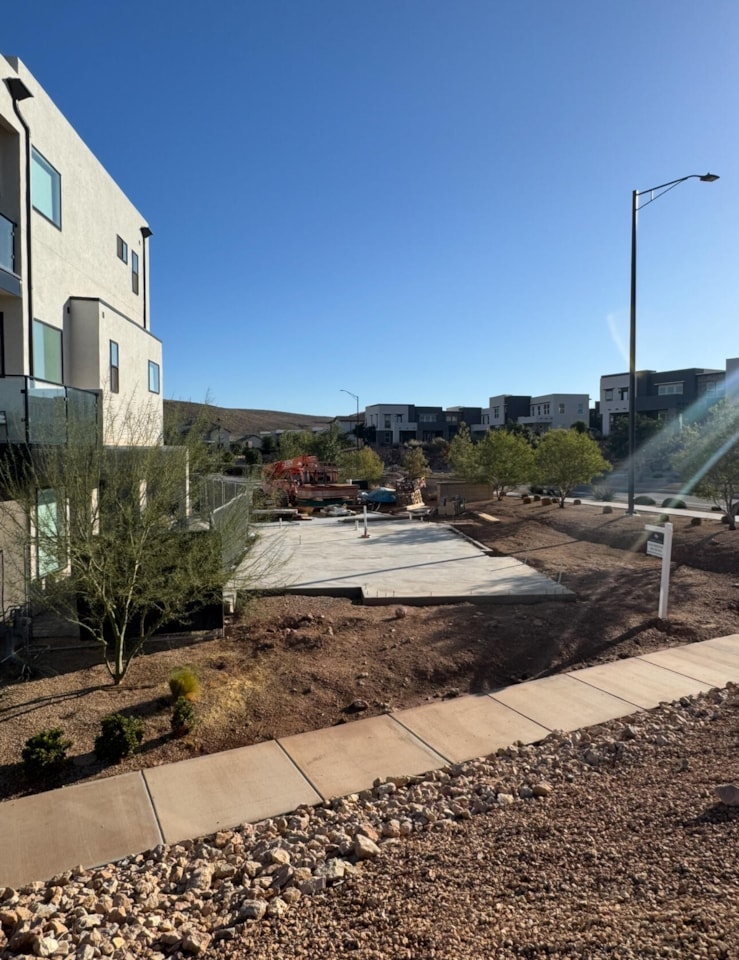 723 W Sapphire LN St George, UT 84790 home for sale, MLS#25-266001 - Erika Rogers Photo 8