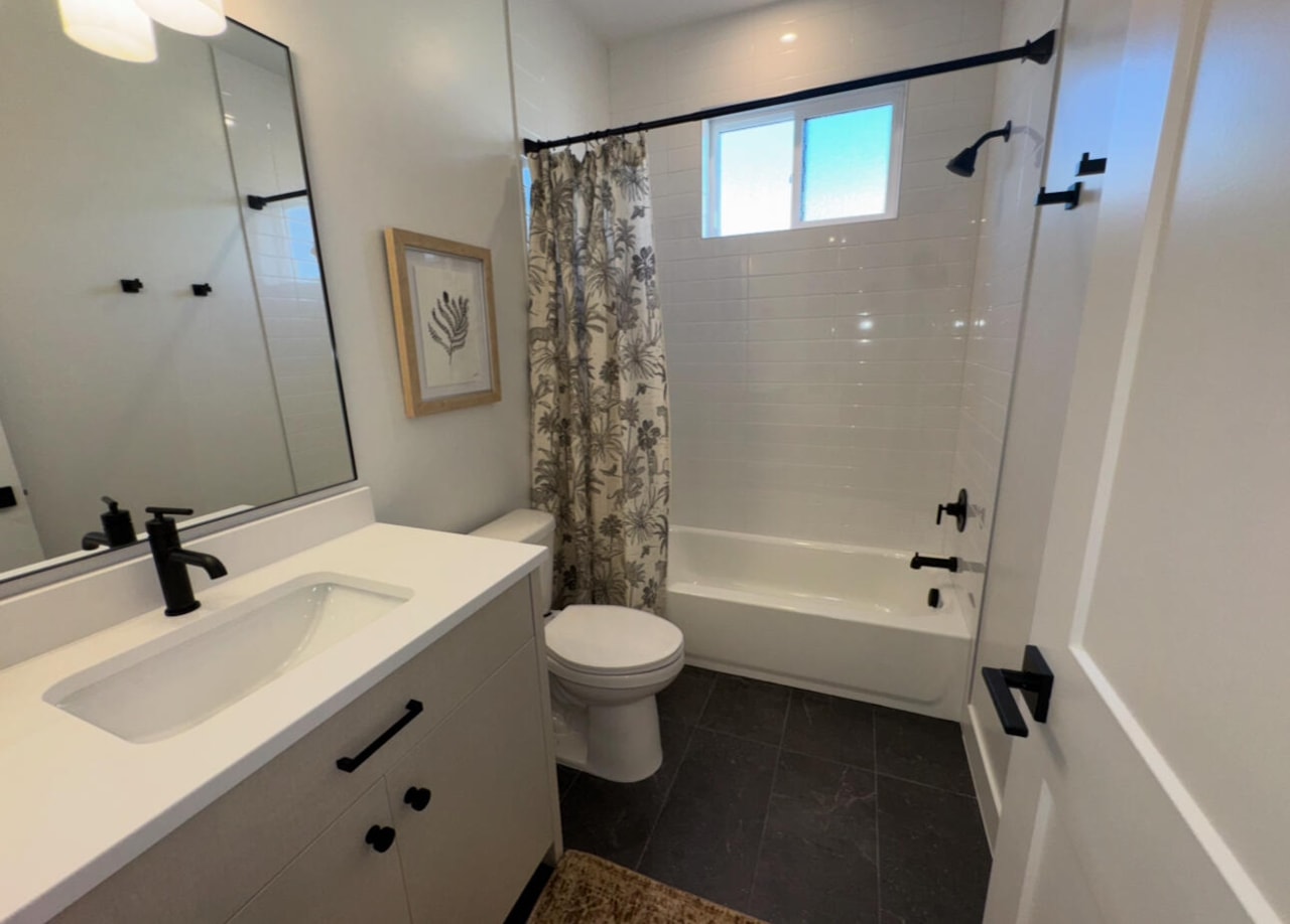 723 W Sapphire LN St George, UT 84790 home for sale, MLS#25-266001 - Erika Rogers Photo 30