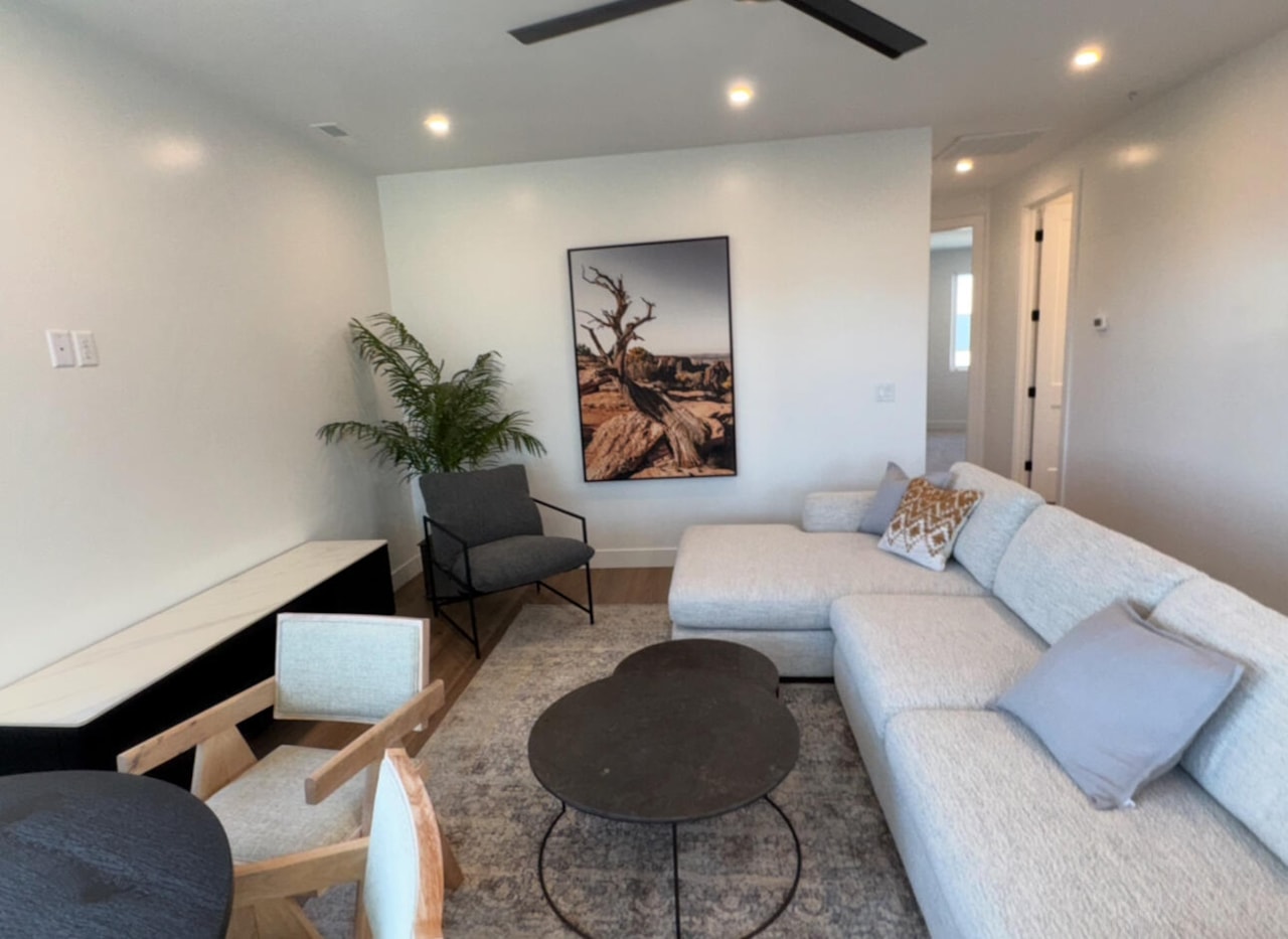 723 W Sapphire LN St George, UT 84790 home for sale, MLS#25-266001 - Erika Rogers Photo 31