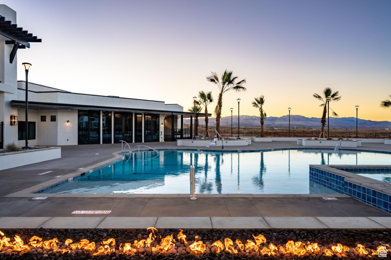 723 W Sapphire LN St George, UT 84790 home for sale, MLS#25-266001 - Erika Rogers Photo 56