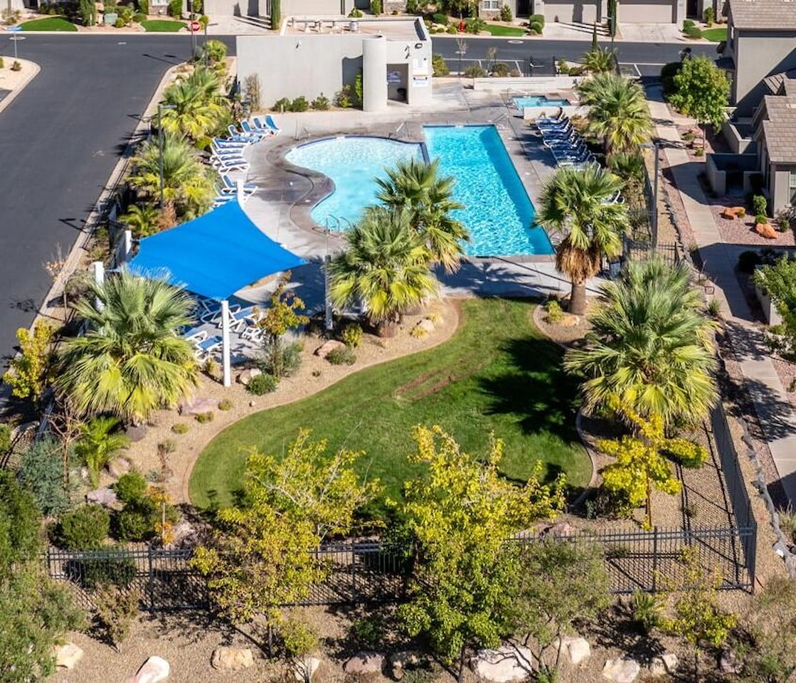 1888 Holiday LN Washington, UT 84780 home for sale, MLS#25-266006 - Erika Rogers Photo 15