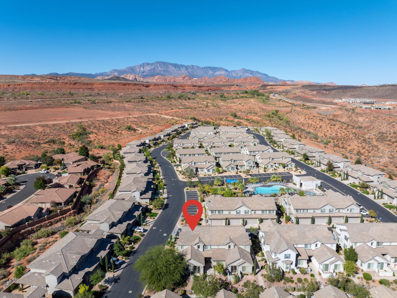 1888 Holiday LN Washington, UT 84780 home for sale, MLS#25-266006 - Erika Rogers Photo 16