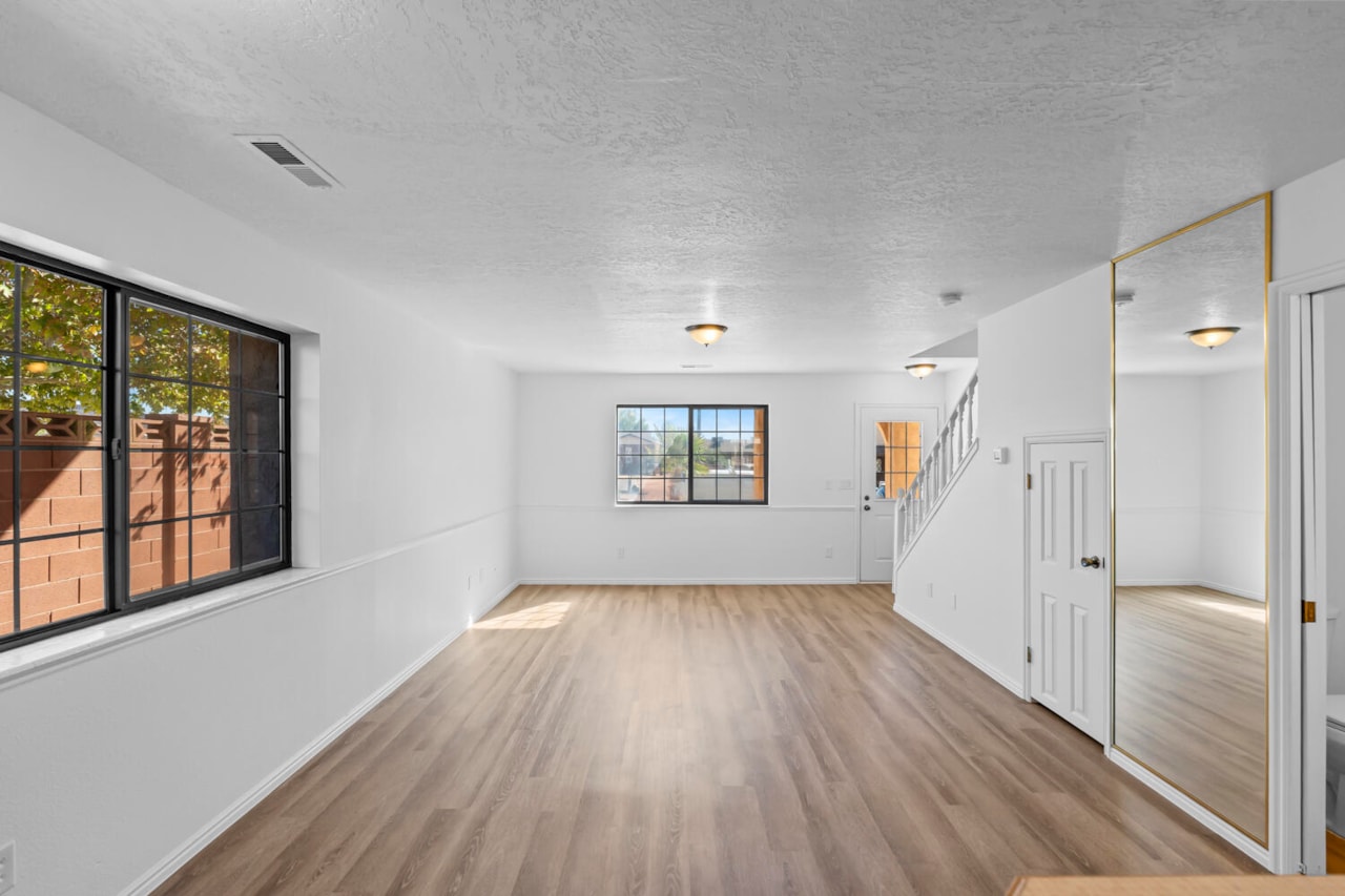 1708 W 1020  N #146 St George, UT 84770 home for sale, MLS#25-266026 - Erika Rogers Photo 11