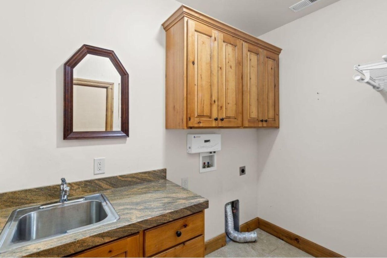 1165 W Indian Hills DR #251 St George, UT 84770 home for sale, MLS#25-265472 - Erika Rogers Photo 12