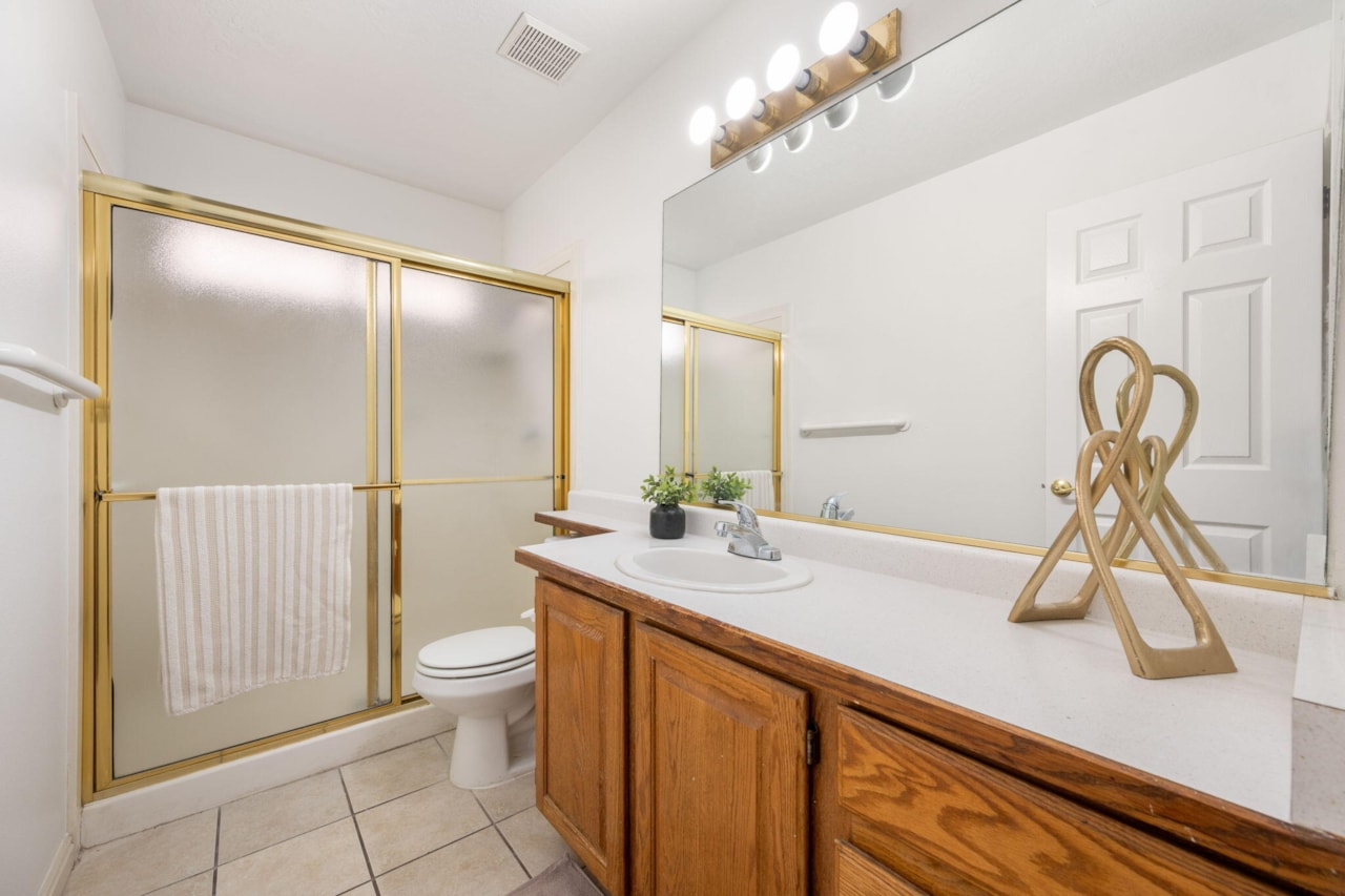 301 S 1200 E #89 St George, UT 84790 home for sale, MLS#25-263793 - Erika Rogers Photo 15