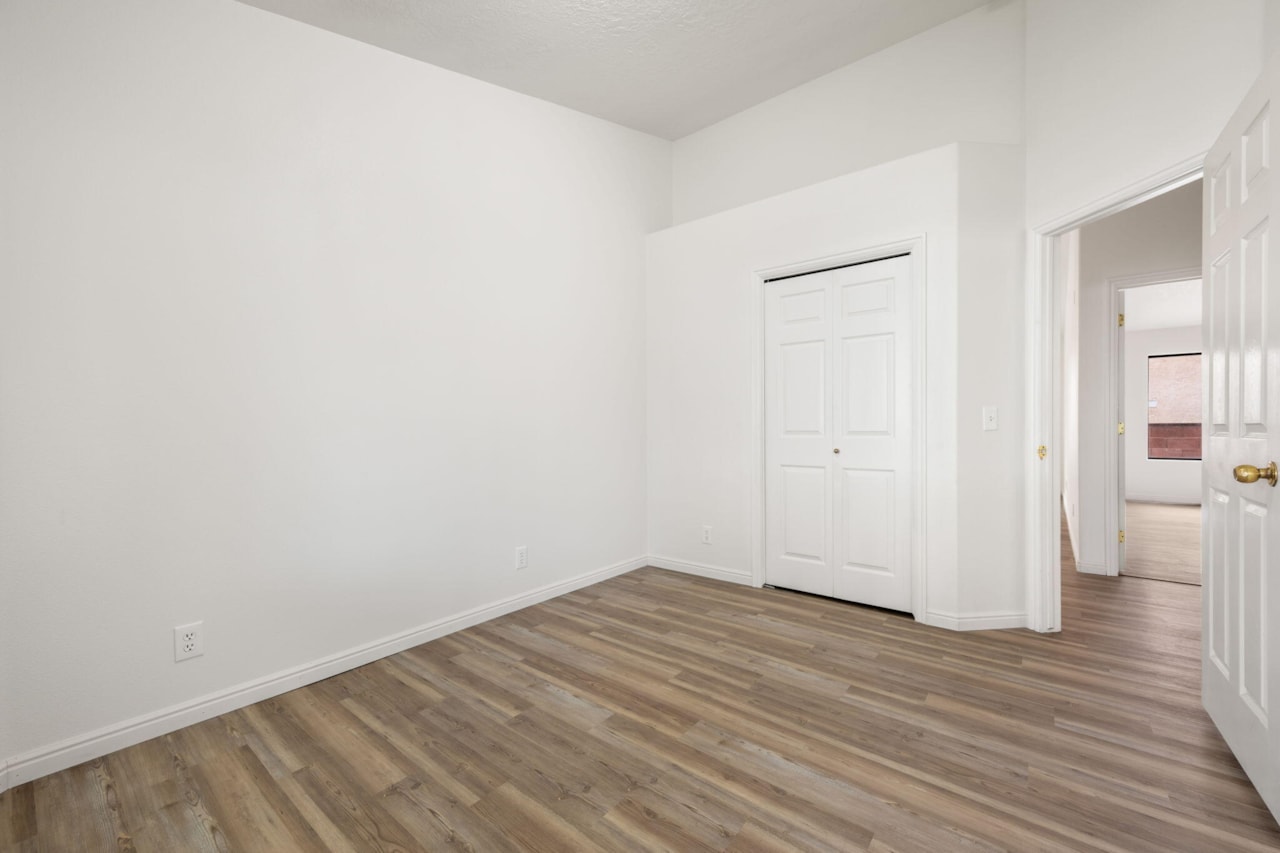 301 S 1200 E #89 St George, UT 84790 home for sale, MLS#25-263793 - Erika Rogers Photo 19