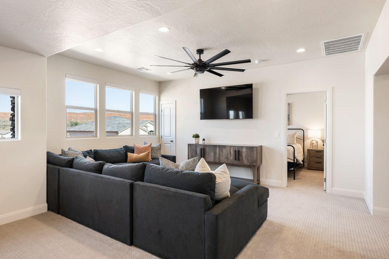 1366 N Marfil Way Washington, UT 84780 home for sale, MLS#25-266078 - Erika Rogers Photo 16