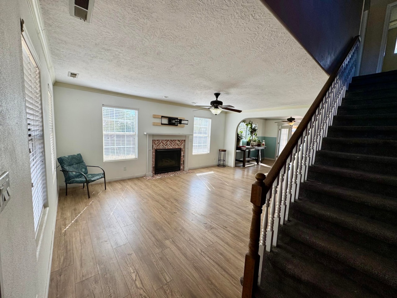 72 S 250  W La Verkin, UT 84745 home for sale, MLS#25-266080 - Erika Rogers Photo 4