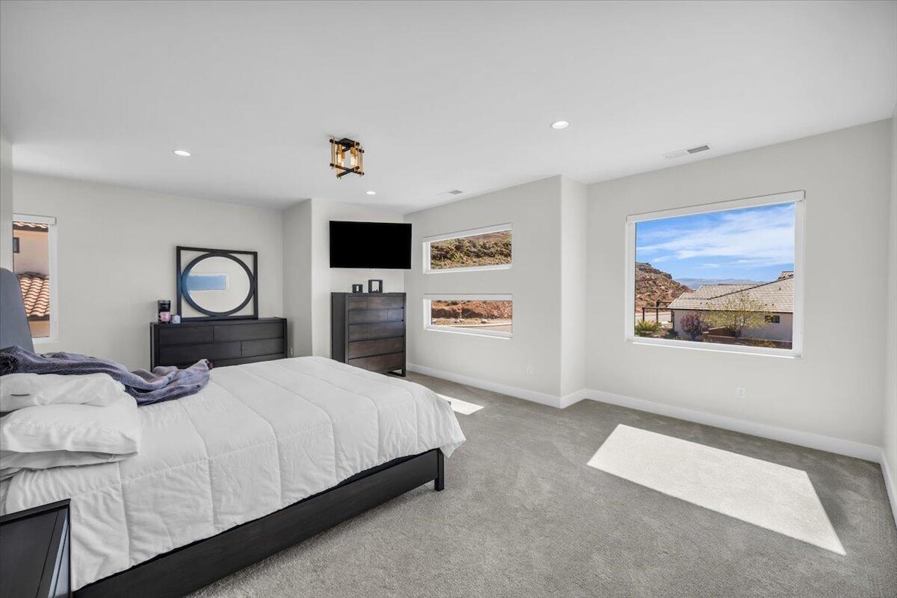 3539 S Marietta DR St George, UT 84790 home for sale, MLS#25-266086 - Erika Rogers Photo 11