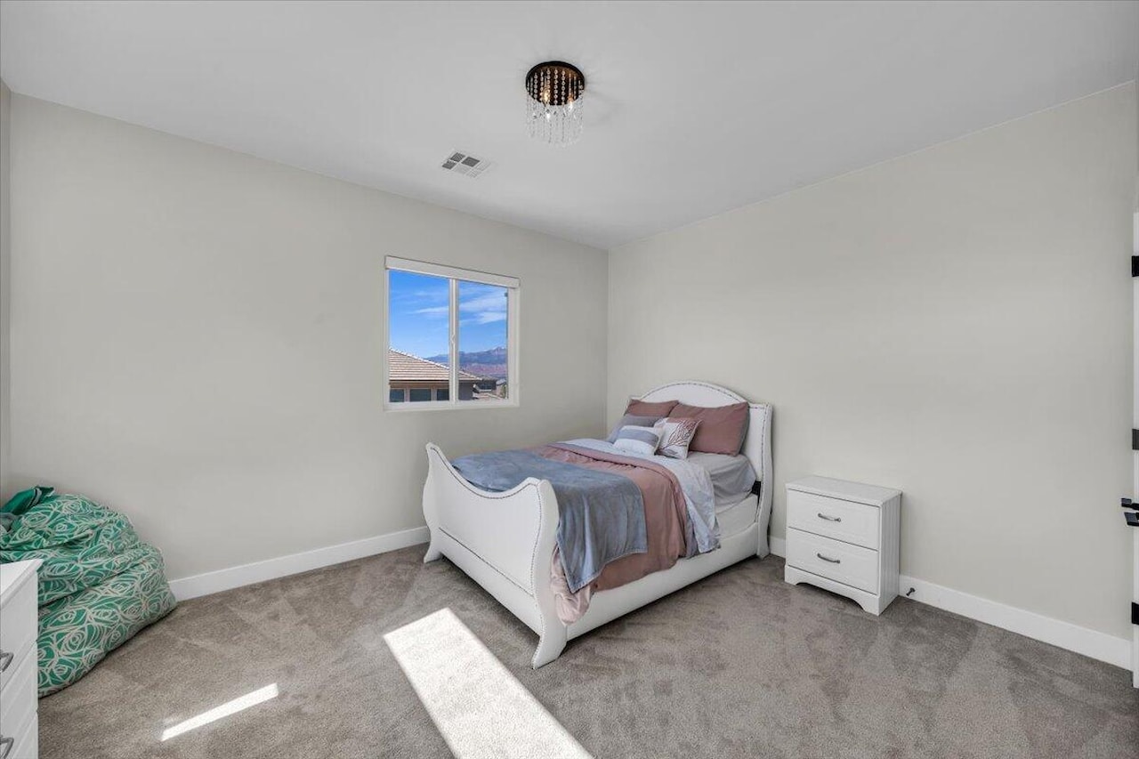 3539 S Marietta DR St George, UT 84790 home for sale, MLS#25-266086 - Erika Rogers Photo 21