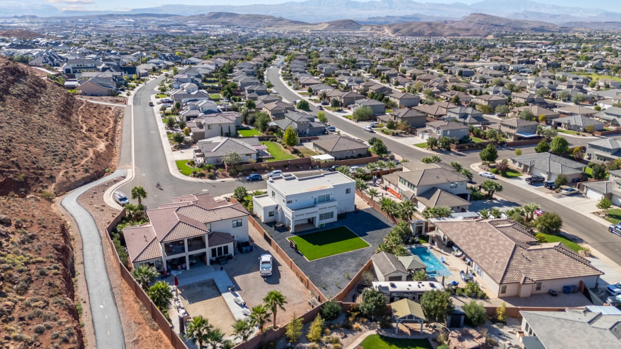 3539 S Marietta DR St George, UT 84790 home for sale, MLS#25-266086 - Erika Rogers Photo 28