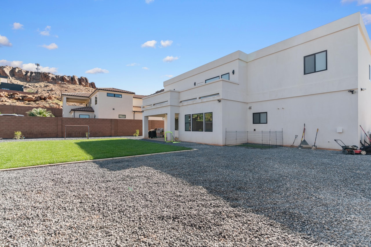 3539 S Marietta DR St George, UT 84790 home for sale, MLS#25-266086 - Erika Rogers Photo 32