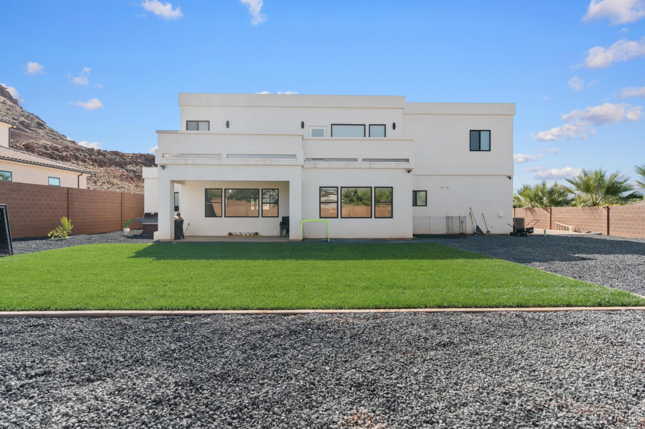 3539 S Marietta DR St George, UT 84790 home for sale, MLS#25-266086 - Erika Rogers Photo 33