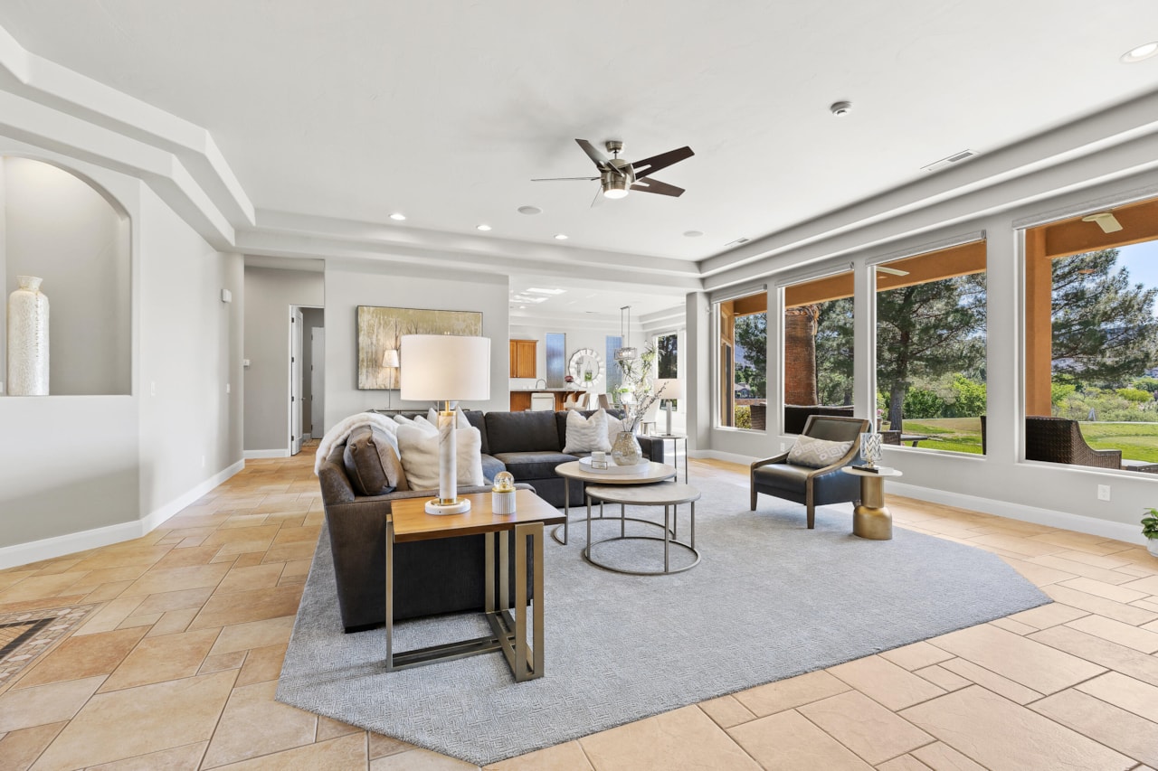 2005 W Monterey DR St George, UT 84770 home for sale, MLS#25-266067 - Erika Rogers Photo 10