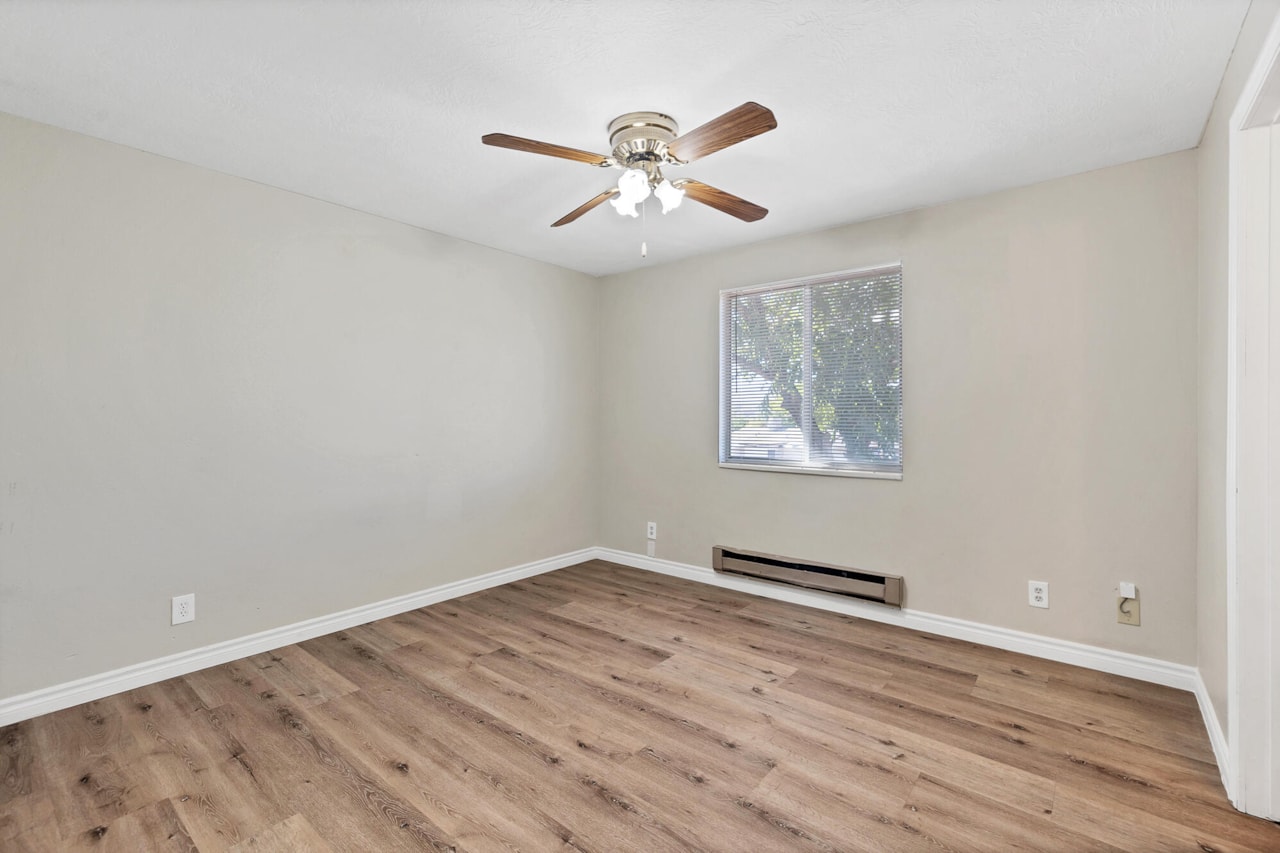 1840 W 1100 #17 St George, UT 84770 home for sale, MLS#25-265840 - Erika Rogers Photo 20