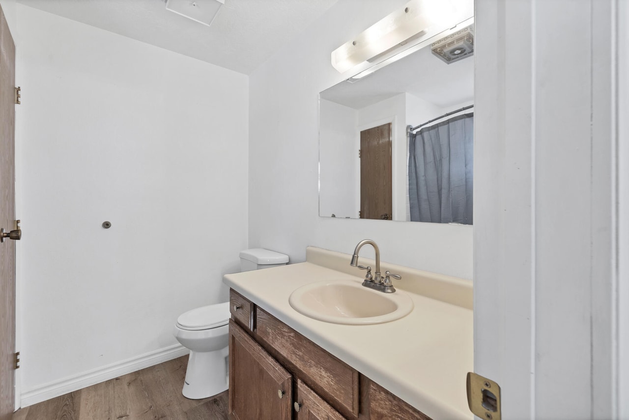 1840 W 1100 #17 St George, UT 84770 home for sale, MLS#25-265840 - Erika Rogers Photo 22