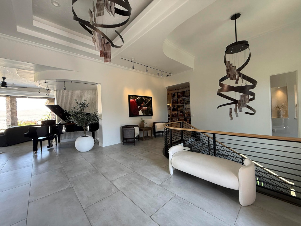 1528 N Potomac Ave Washington, UT 84780 home for sale, MLS#25-266099 - Erika Rogers Photo 2