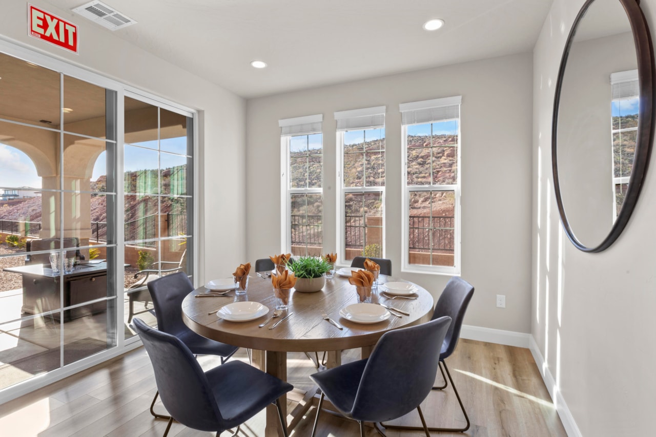 2343 E Escondido DR Washington, UT 84780 home for sale, MLS#25-266111 - Erika Rogers Photo 8