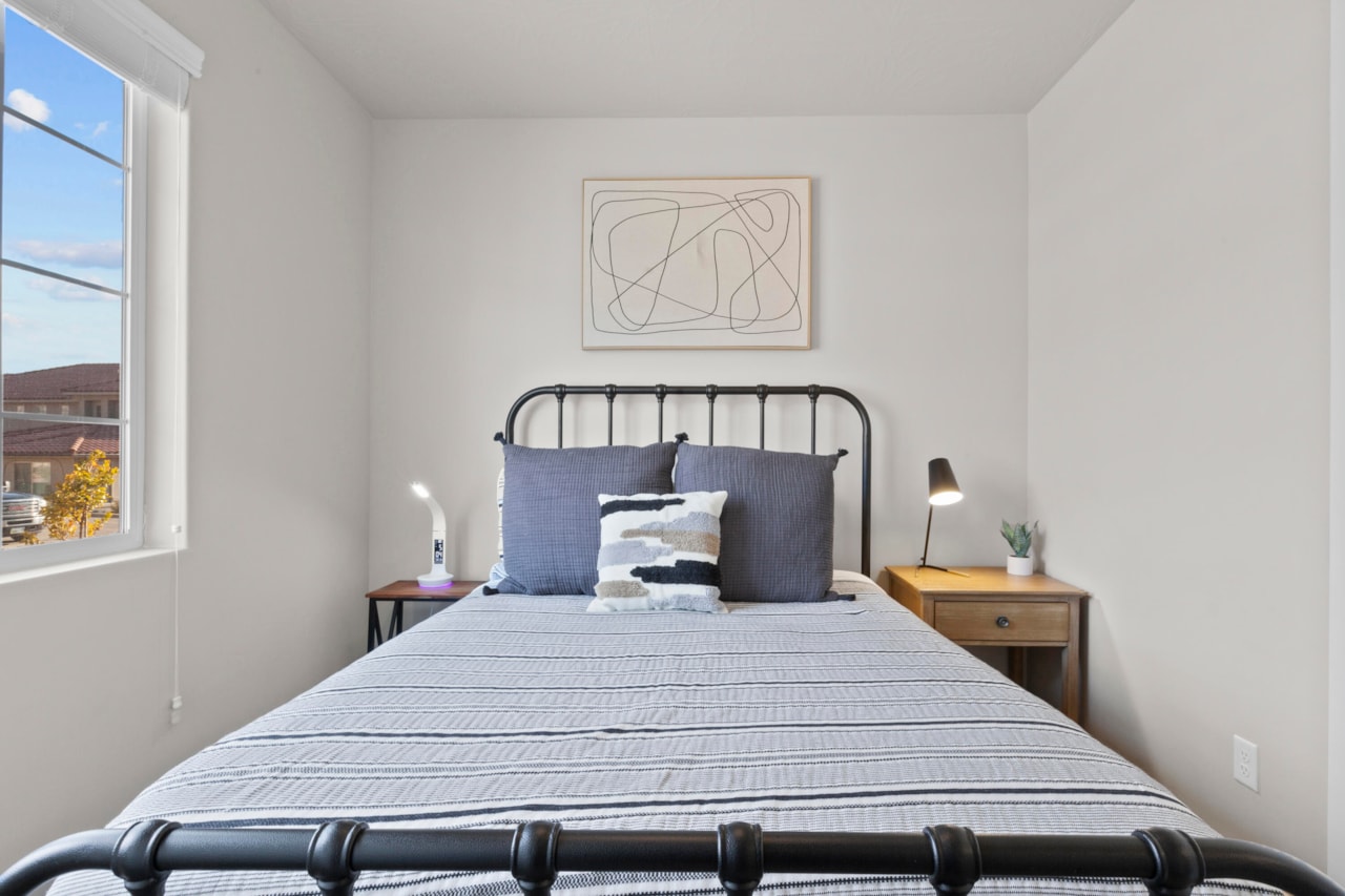 2343 E Escondido DR Washington, UT 84780 home for sale, MLS#25-266111 - Erika Rogers Photo 13