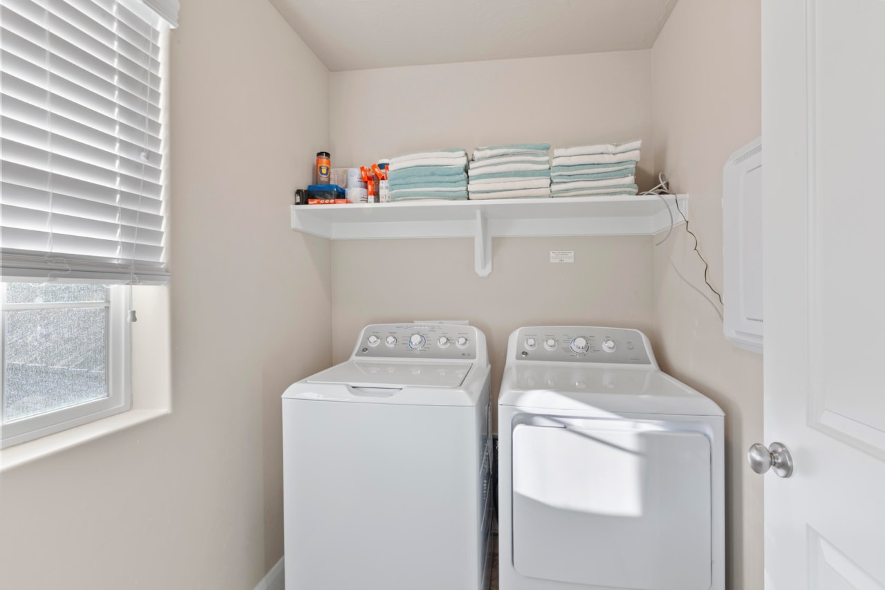 2343 E Escondido DR Washington, UT 84780 home for sale, MLS#25-266111 - Erika Rogers Photo 30