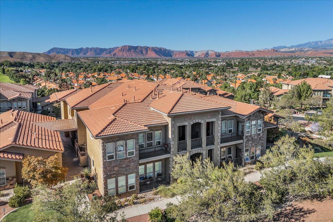 280 S Luce Del Sol #311 St George, UT 84770 condo for sale, MLS#25-266121 - Erika Rogers Photo 19