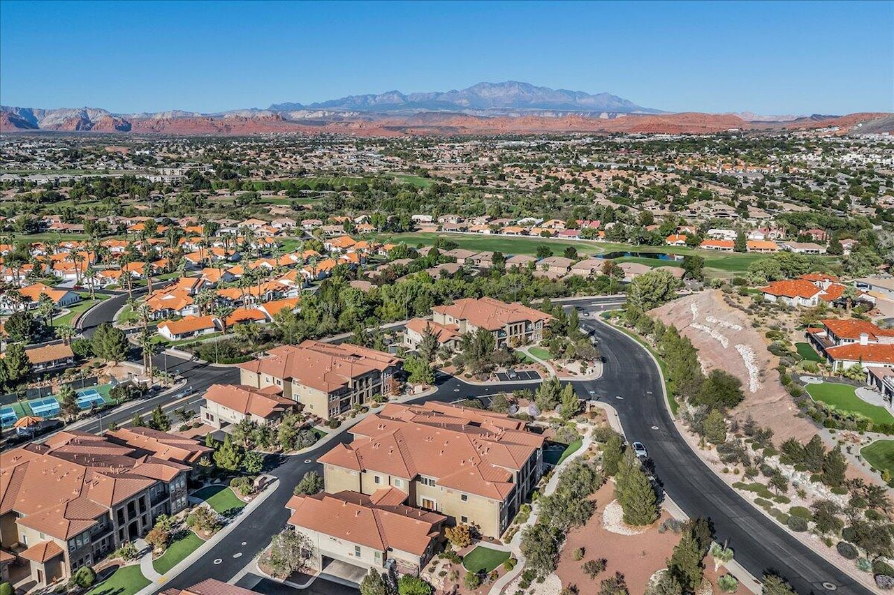 280 S Luce Del Sol #311 St George, UT 84770 condo for sale, MLS#25-266121 - Erika Rogers Photo 23