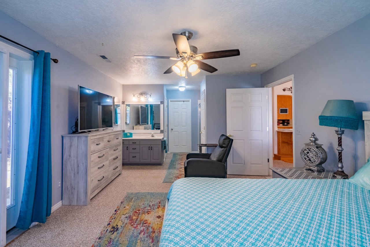 392 N Windsor DR Washington, UT 84780 home for sale, MLS#25-265899 - Erika Rogers Photo 15