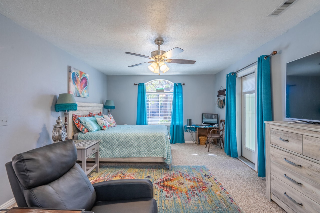 392 N Windsor DR Washington, UT 84780 home for sale, MLS#25-265899 - Erika Rogers Photo 18