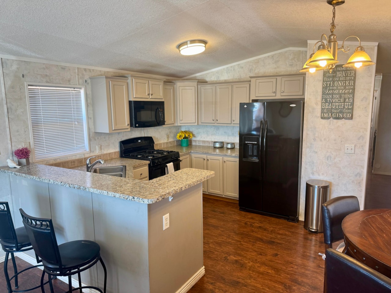 1450 N Dixie Downs RD #84 St George, UT 84770 home for sale, MLS#25-266110 - Erika Rogers Photo 11